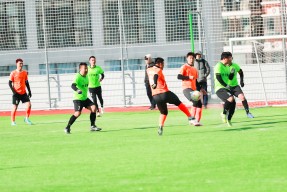 米乐M6-关于足球联赛新赛季开启，球队兢兢业业备战的信息