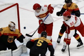 米乐M6-费城76人vs亚特兰大老鹰